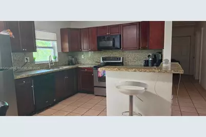 601 W Sample Rd, Deerfield Beach, FL 33064 - Photo 33