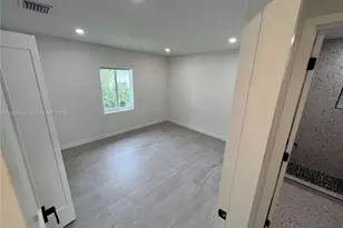 850 NE 127th St, North Miami, FL 33161 - Photo 17