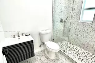 850 NE 127th St, North Miami, FL 33161 - Photo 25