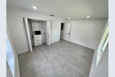 850 NE 127th St, North Miami, FL 33161 - Photo 17