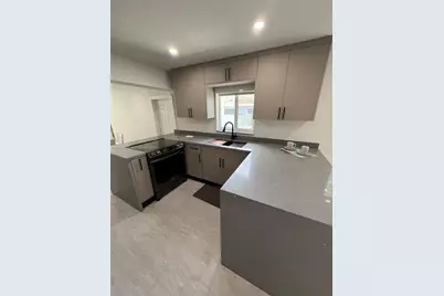 850 NE 127th St, North Miami, FL 33161 - Photo 7