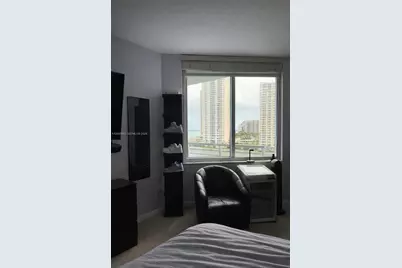 335 S Biscayne Blvd #1005, Miami, FL 33131 - Photo 17