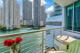 335 S Biscayne Blvd, Miami, FL 33131 - Photo 3