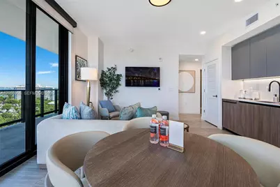 580 72nd St #1410, Miami Beach, FL 33141 - Photo 15