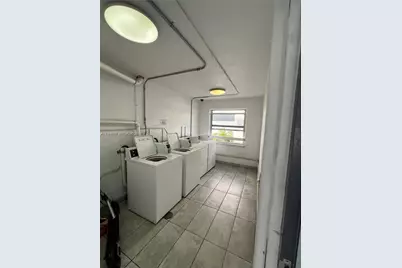 1610 Lenox Ave #409, Miami Beach, FL 33139 - Photo 7