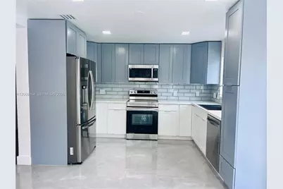 750 SW 98th Ave, Pembroke Pines, FL 33025 - Photo 9