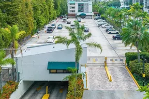 2201 Brickell Ave, Miami, FL 33129 - Photo 3