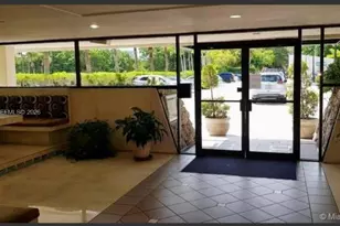 2201 Brickell Ave, Miami, FL 33129 - Photo 21