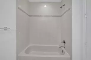 2925 NW 126th Ave, Sunrise, FL 33323 - Photo 19
