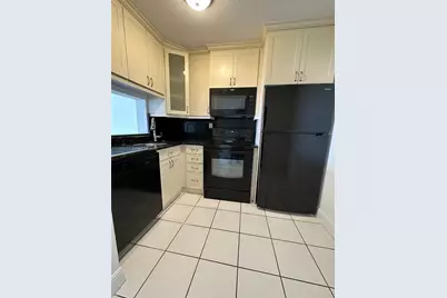 488 NW 165th St Rd #B-614, Miami, FL 33169 - Photo 7