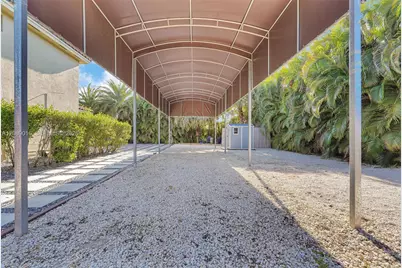 2150 NW 16th Pl, Homestead, FL 33030 - Photo 5