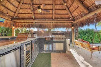 2150 NW 16th Pl, Homestead, FL 33030 - Photo 11