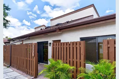 1725 NW 71st Ave, Plantation, FL 33313 - Photo 3