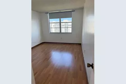 2801 NE 183rd St #1914W, Aventura, FL 33160 - Photo 7
