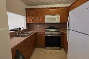 8145 NW 7th St, Miami, FL 33126 - Photo 3