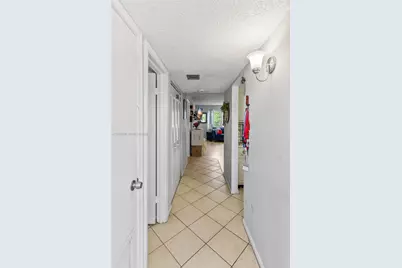 201 Berkley Rd #309, Hollywood, FL 33024 - Photo 5