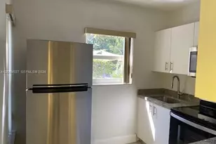 828 SW 20th Ave, Miami, FL 33135 - Photo 5