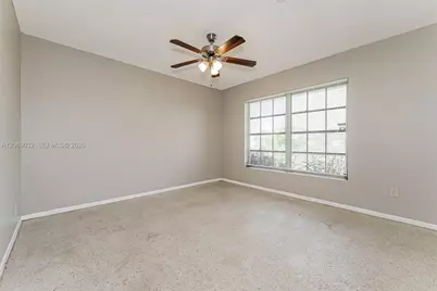 687 SW Heather St, Port Saint Lucie, FL 34983 - Photo 3