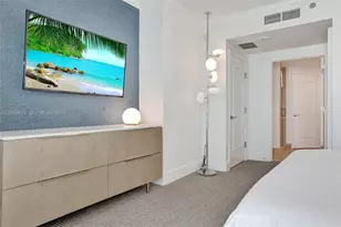 4401 Collins Ave, Miami Beach, FL 33140 - Photo 29