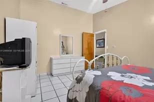 6983 W 24th Ln, Hialeah, FL 33016 - Photo 21