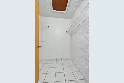 6983 W 24th Ln, Hialeah, FL 33016 - Photo 23