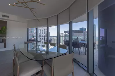 1000 Brickell Plz #4502, Miami, FL 33131 - Photo 7
