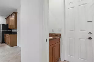 4762 Lakeside Terrace, Davie, FL 33314 - Photo 23