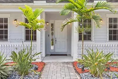 4762 Lakeside Ter, Davie, FL 33314 - Photo 3