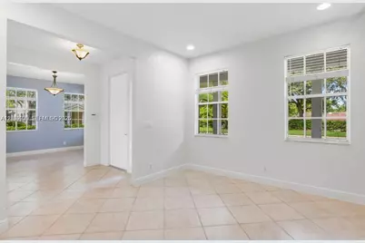 4762 Lakeside Ter, Davie, FL 33314 - Photo 17