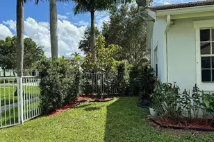 4762 Lakeside Terrace, Davie, FL 33314 - Photo 35