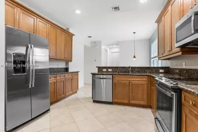 4762 Lakeside Ter, Davie, FL 33314 - Photo 19