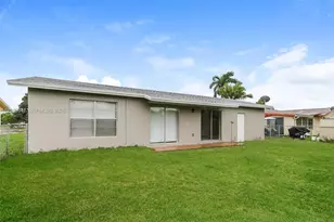 9749 Sandalfoot Blvd, Boca Raton, FL 33428 - Photo 15