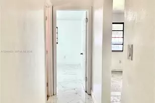321 NE 170th St, North Miami Beach, FL 33162 - Photo 23