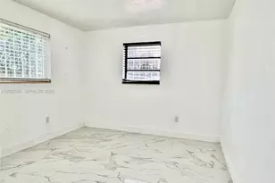 321 NE 170th St, North Miami Beach, FL 33162 - Photo 25