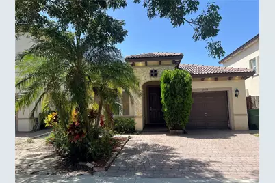 2410 NE 4th St #2410, Homestead, FL 33033 - Photo 1
