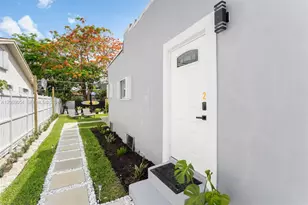 2275 NW 33rd St, Miami, FL 33142 - Photo 15