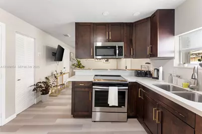 2275 NW 33rd St #2, Miami, FL 33142 - Photo 3