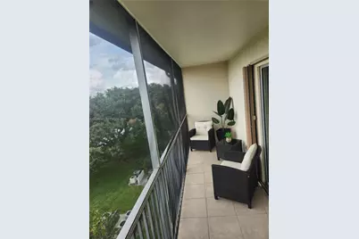 750 SW 133rd Ter #403C, Pembroke Pines, FL 33027 - Photo 3