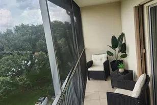 750 SW 133rd Terrace, Pembroke Pines, FL 33027 - Photo 3