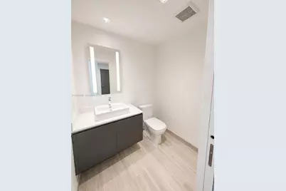 1451 Brickell Avenue #2706, Miami, FL 33131 - Photo 9