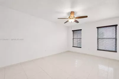 7256 W 34th Ln #7256, Hialeah, FL 33018 - Photo 7