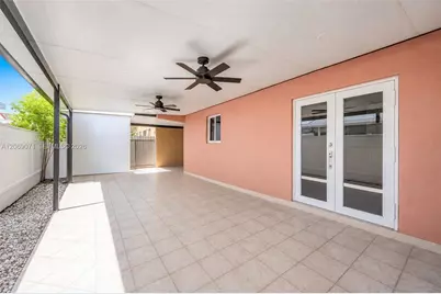 7256 W 34th Ln #7256, Hialeah, FL 33018 - Photo 9