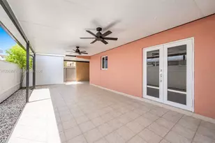 7256 W 34th Ln, Hialeah, FL 33018 - Photo 9