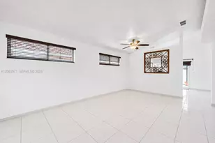 7256 W 34th Ln, Hialeah, FL 33018 - Photo 3