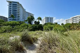 55 Ocean Ln Dr, Key Biscayne, FL 33149 - Photo 47