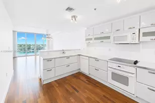 [Address not provided], Miami Beach, FL 33141 - Photo 3