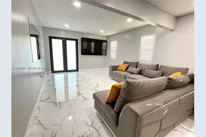547 E 15th St #A, Hialeah, FL 33010 - Photo 5