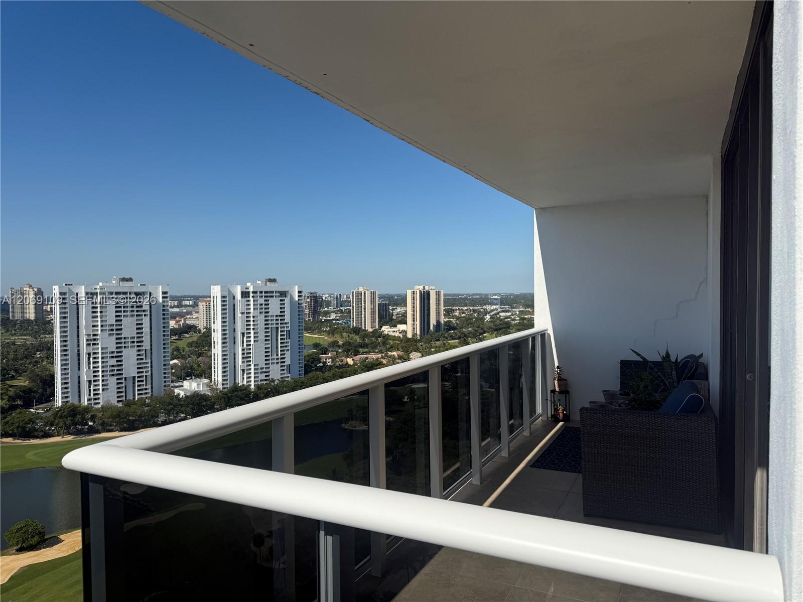 3625 N Country Club Dr #PH5 - 3625 N Country Club Dr #PH5, Aventura, FL 33180 Luxury Property | Jose Angel Pina