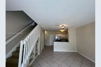 3905 San Simeon Ln, Weston, FL 33331 - Photo 13