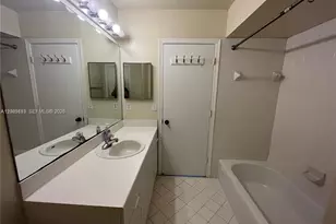 3905 San Simeon Ln, Weston, FL 33331 - Photo 23